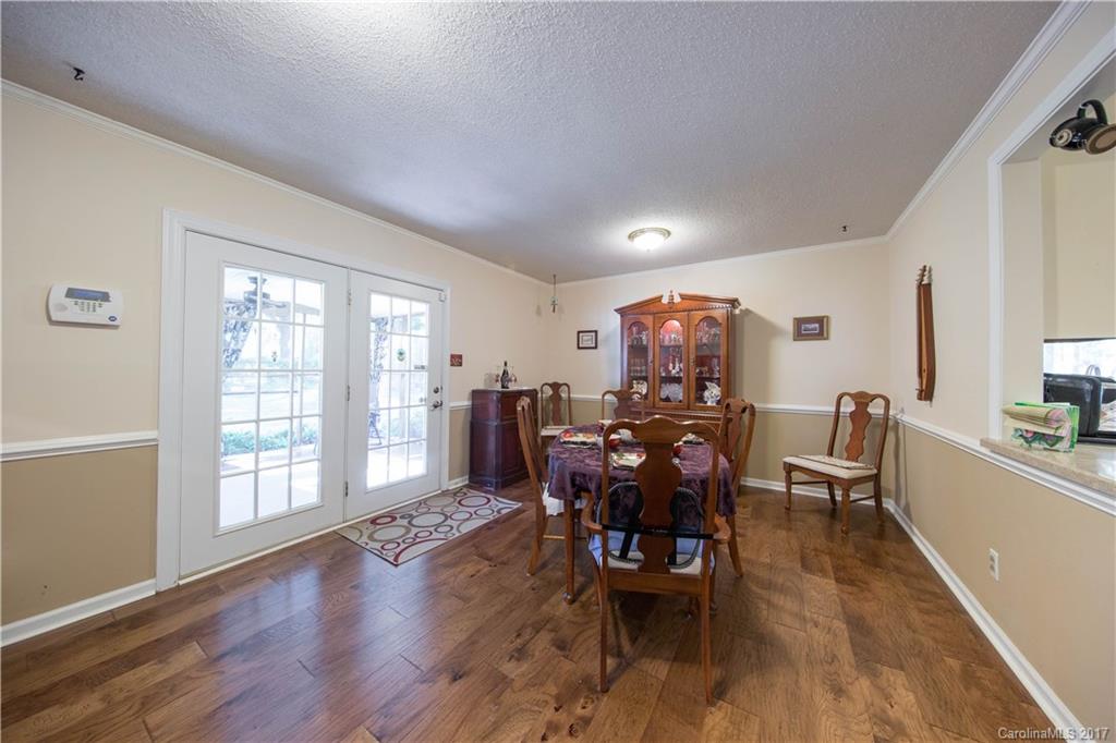 Country Oaks - Residential