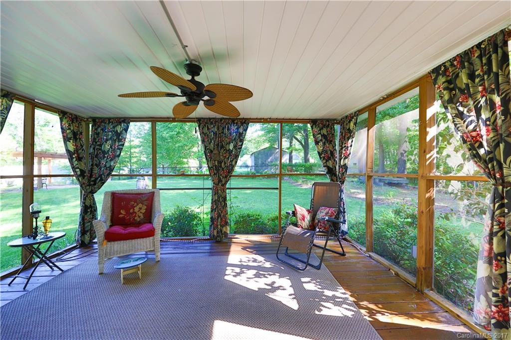Country Oaks - Residential