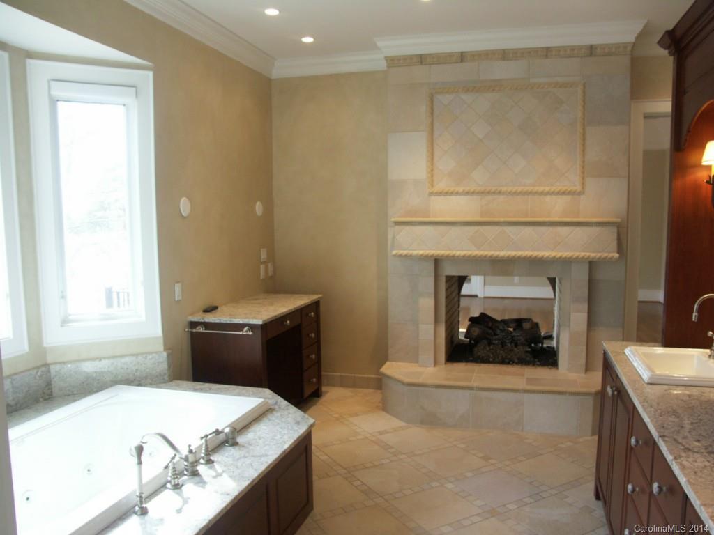 Uwharrie Point - Residential