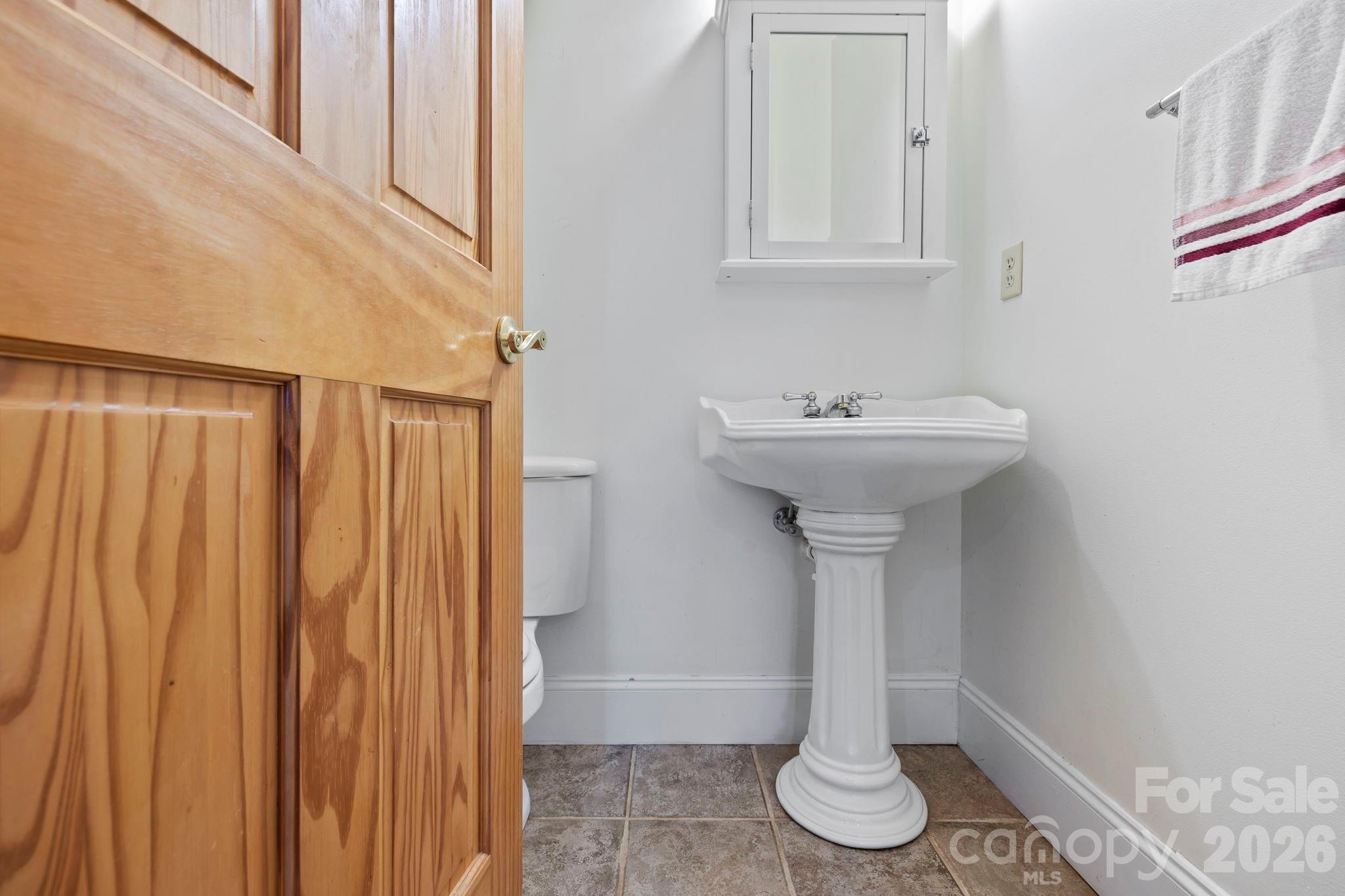 Macedonia Lake - Residential