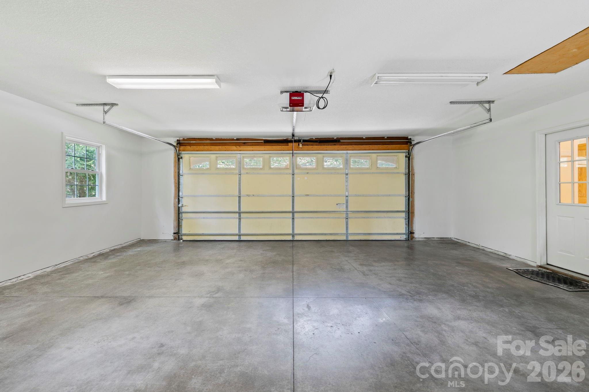 Macedonia Lake - Residential