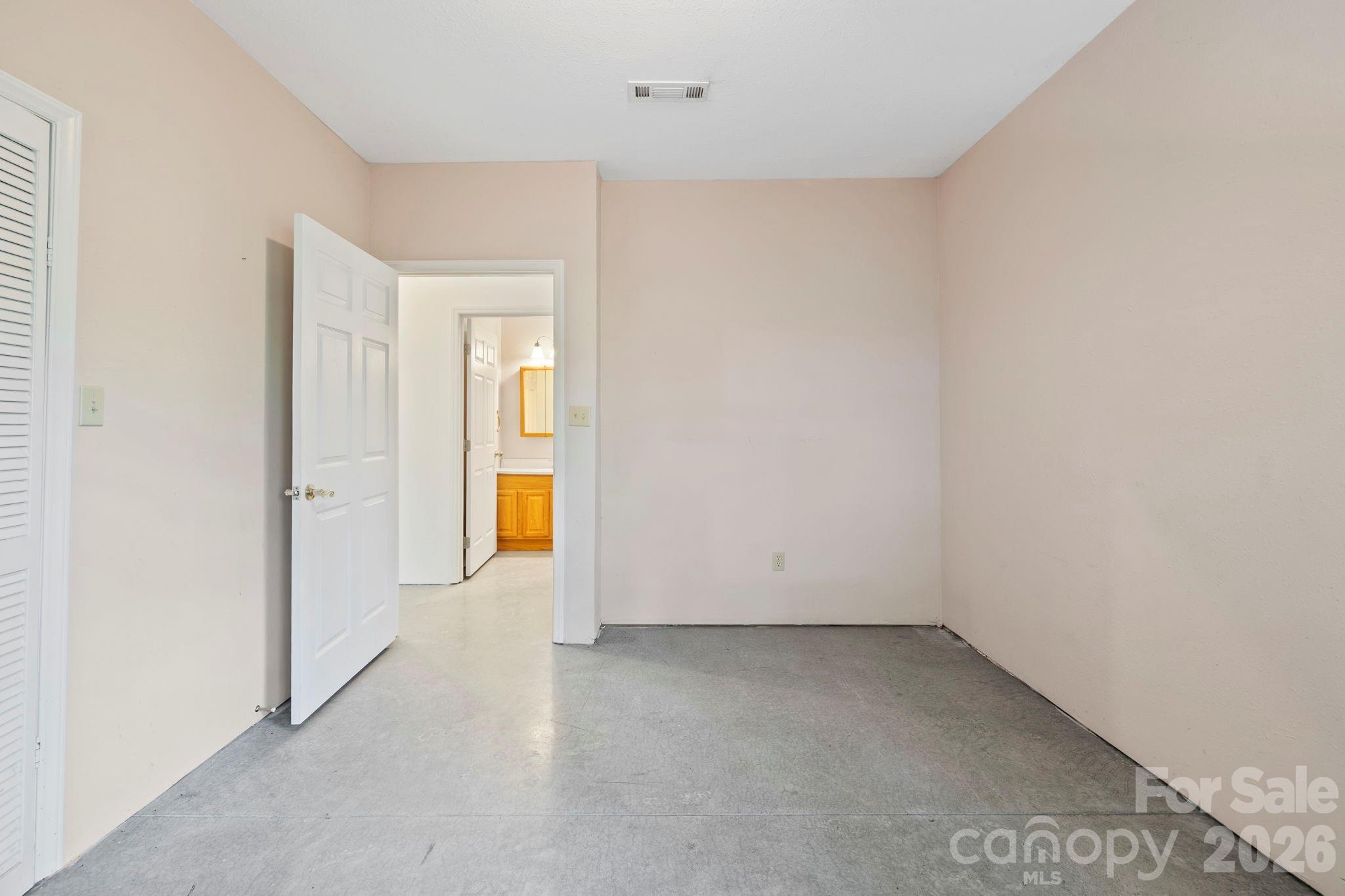 Macedonia Lake - Residential