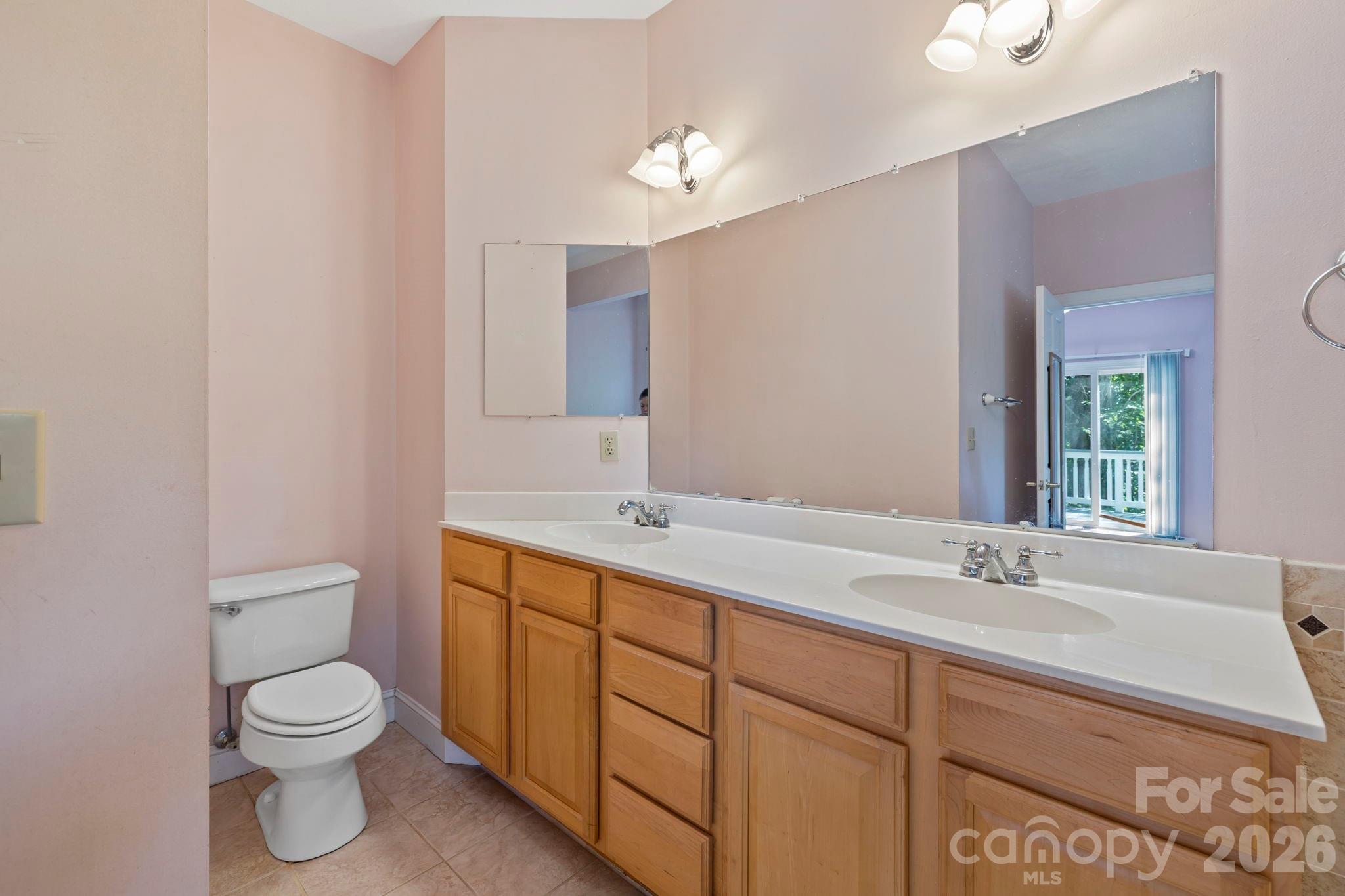 Macedonia Lake - Residential