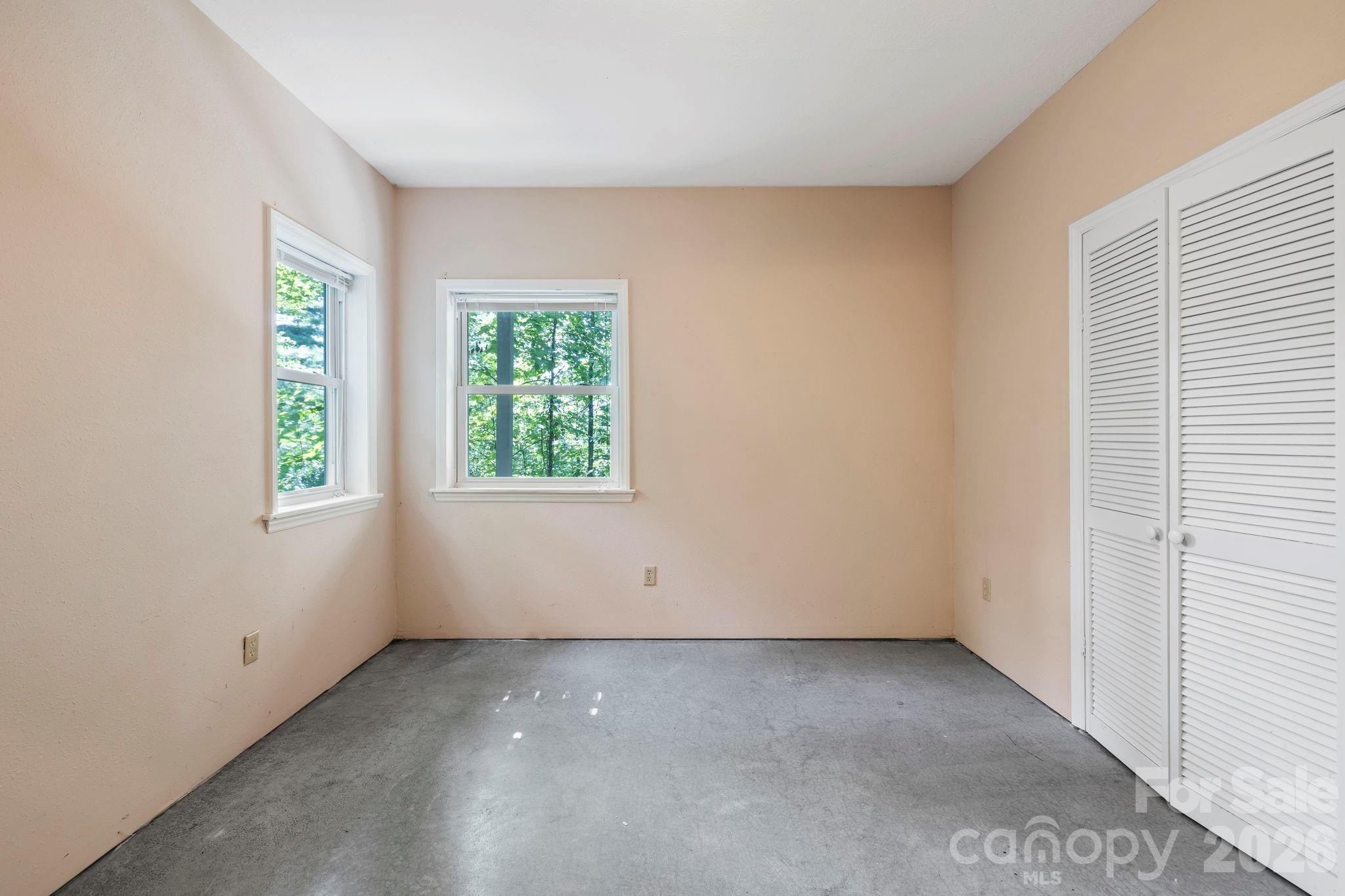 Macedonia Lake - Residential