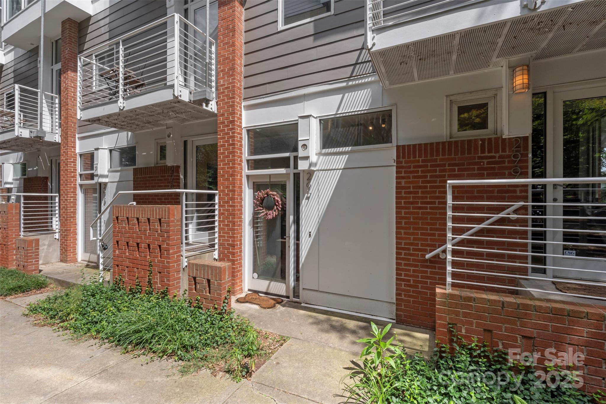 297 Mcdonald Avenue