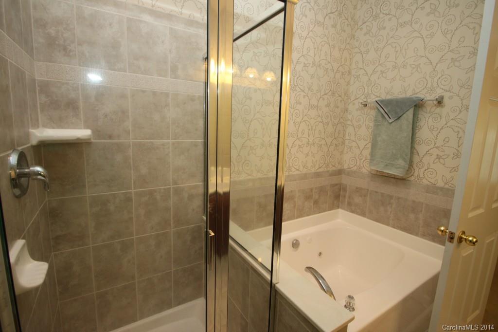 Glen Laurel - Residential