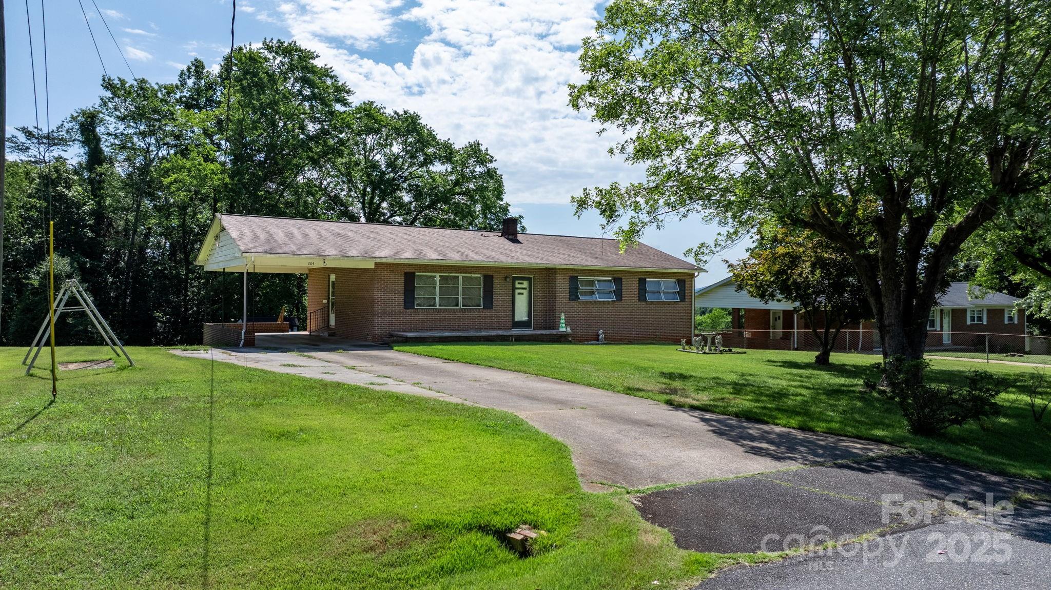 204 Whitley Road