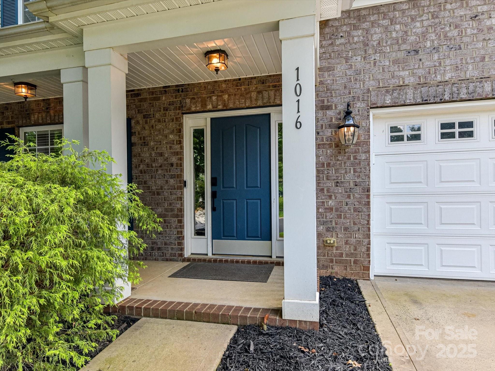 1016 Yellow Daisy Drive