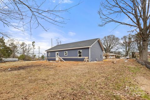 A home in Hickory