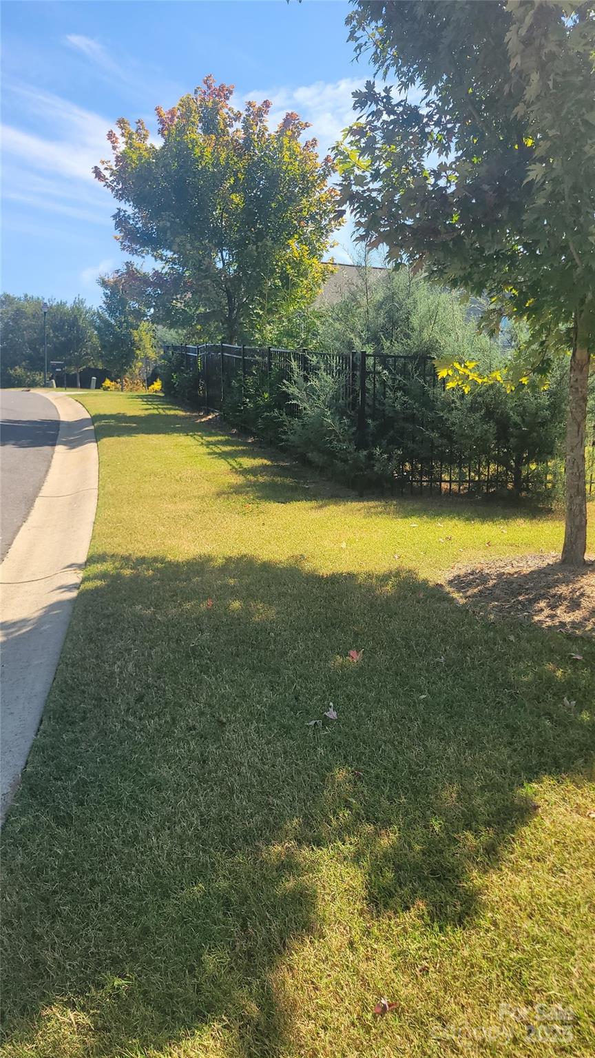 Fox Ridge - Residential