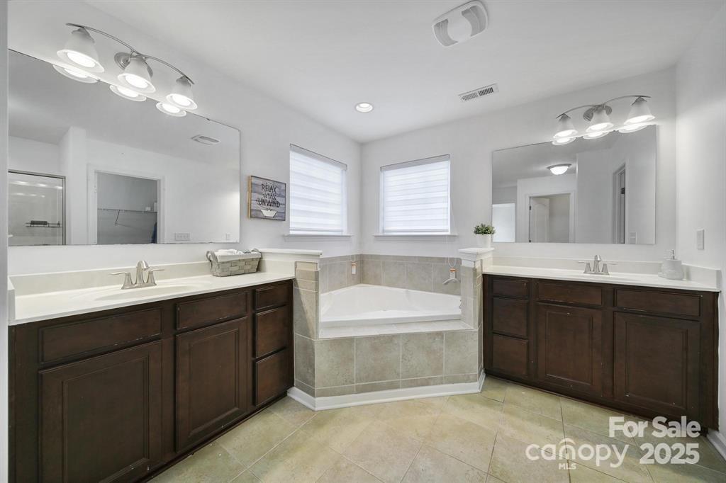 Fox Ridge - Residential