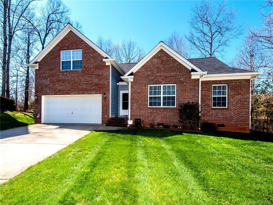 BACK ON THE MARKET!  Beautiful ranch home with bonus or 4th bedroom over the garage!  Main level features huge kitchen with recently added granite, gas range, newer appliances, and custom wine glass cabinet.  Large greatroom with gas log fireplace, nice dining area, and updated bamboo flooring.  Large upstairs bonus room or 4th bedroom with privacy from main house.  Cul-de-sac lot, nice deck, 12x14 wired workshop/building, and awesome schools should put this property on the top of your list!