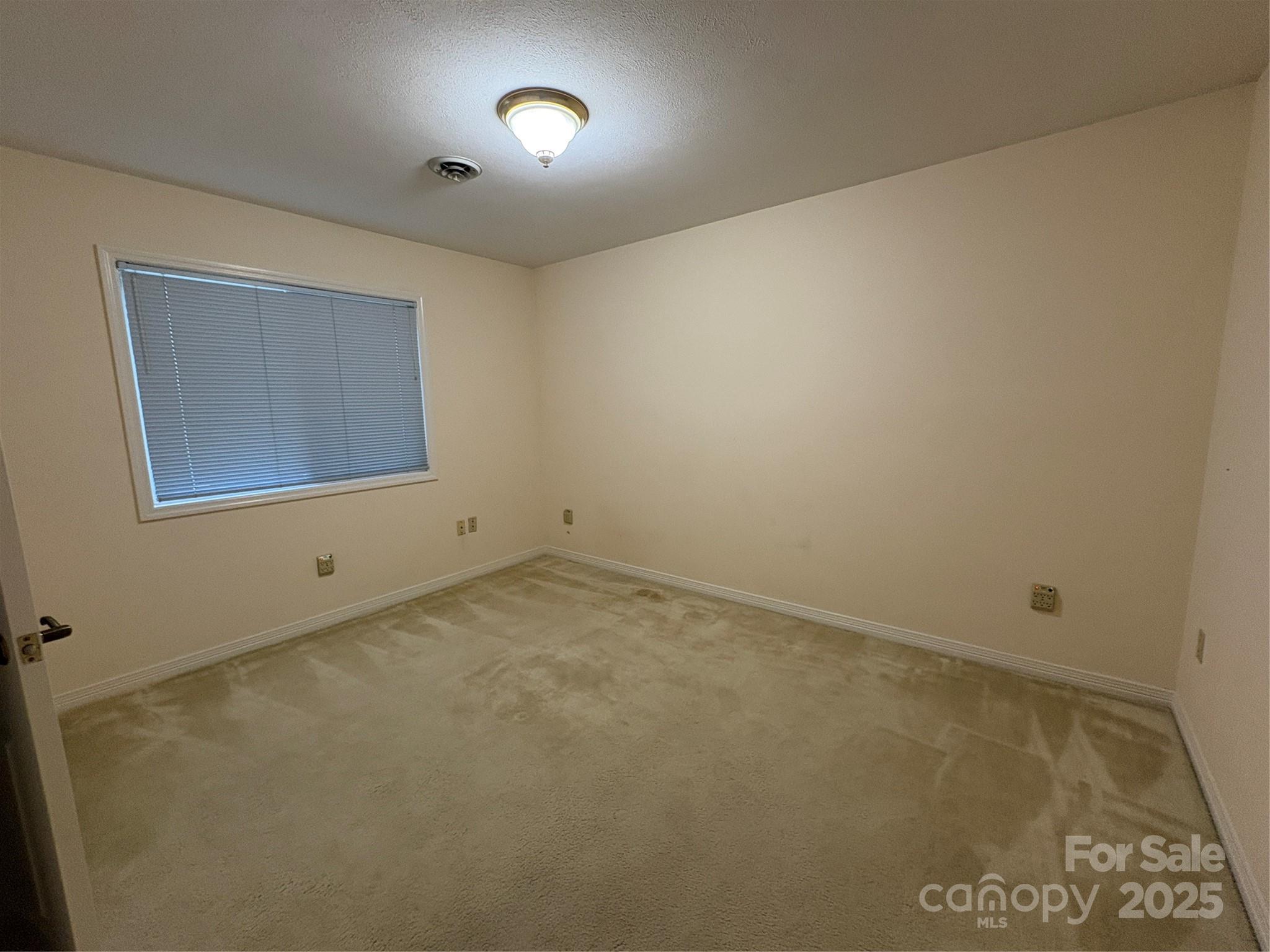 Flat Rock Lakes - Residential