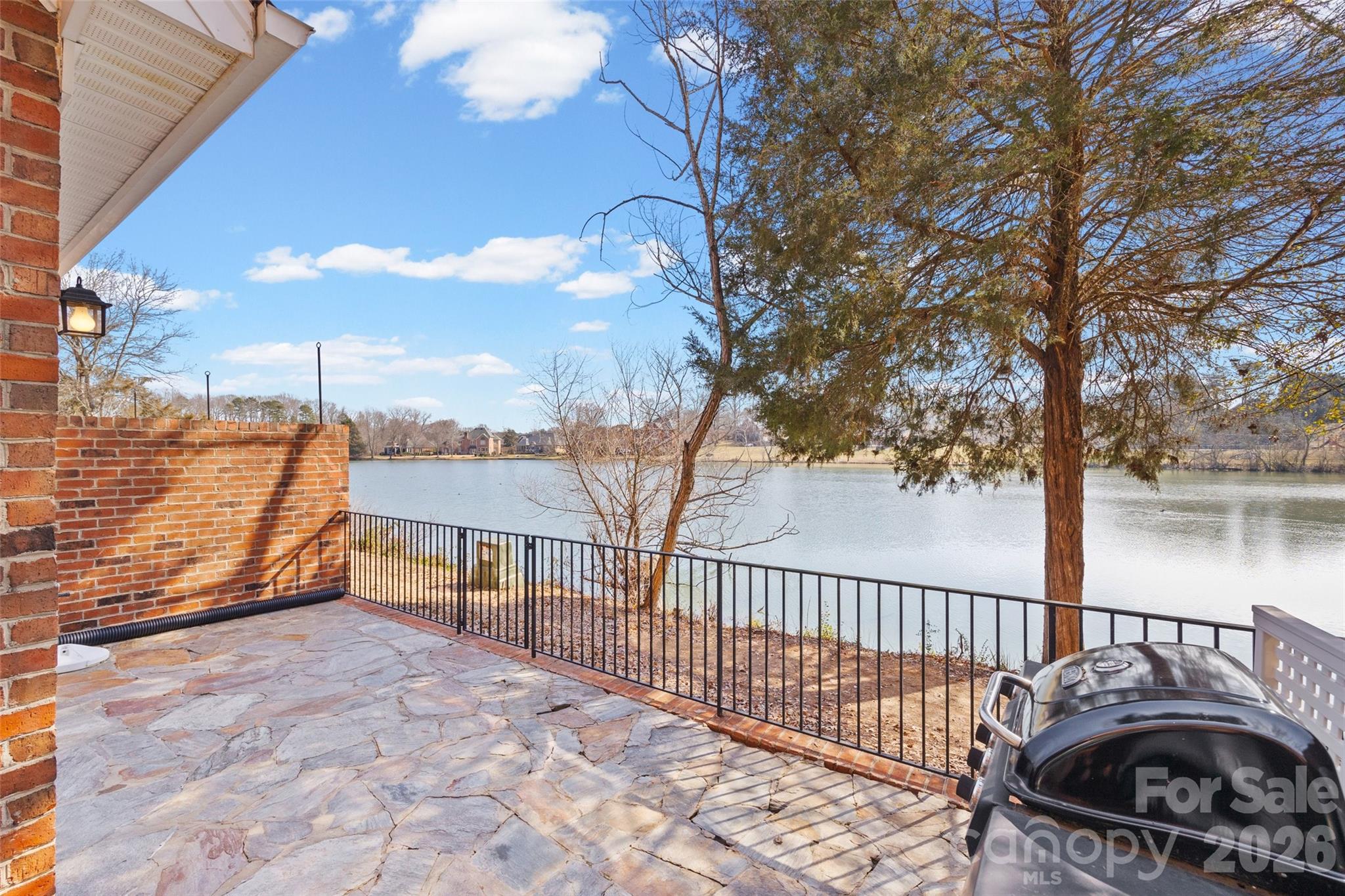 Beacon Knoll Villas - Residential