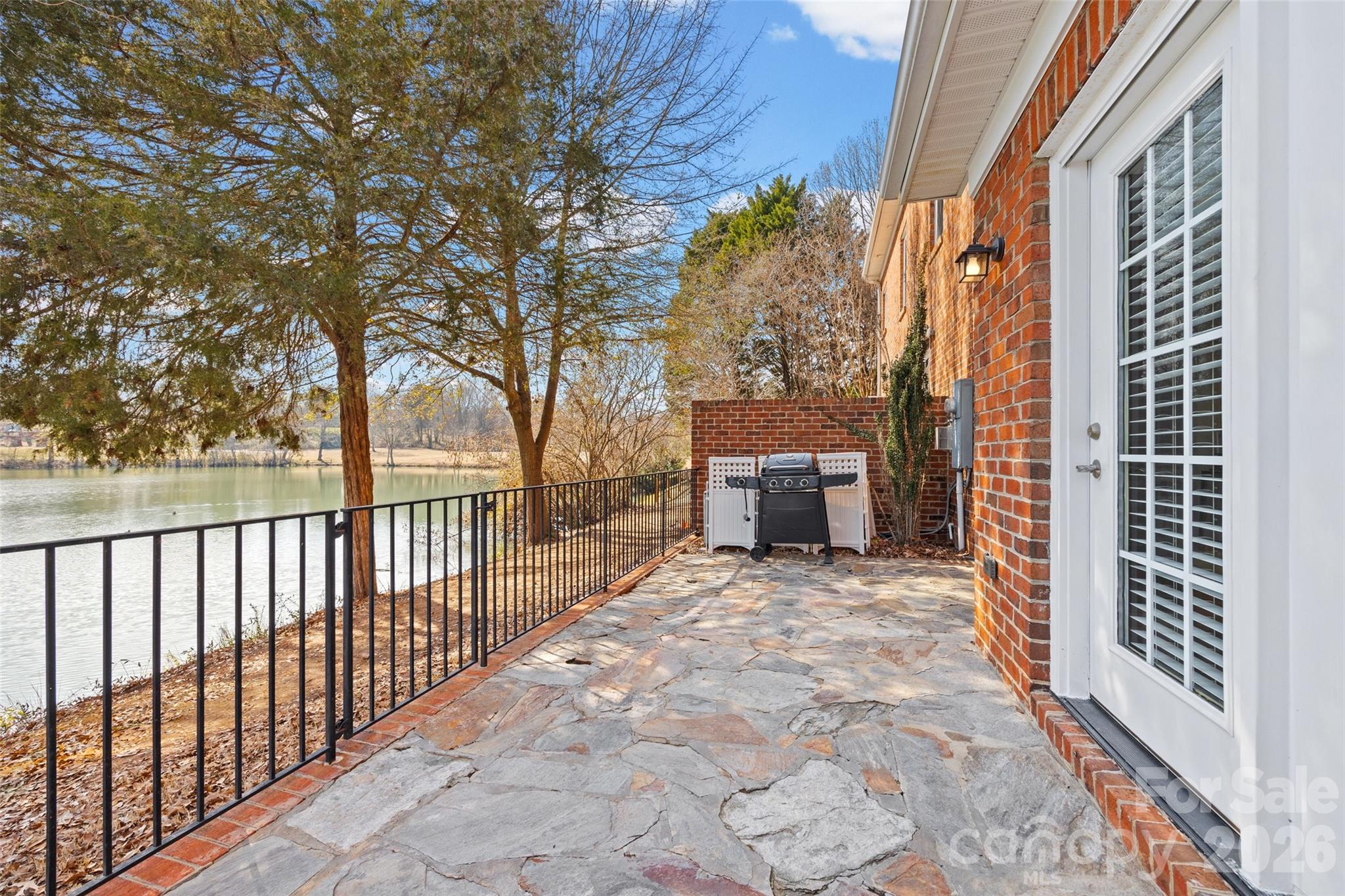 Beacon Knoll Villas - Residential