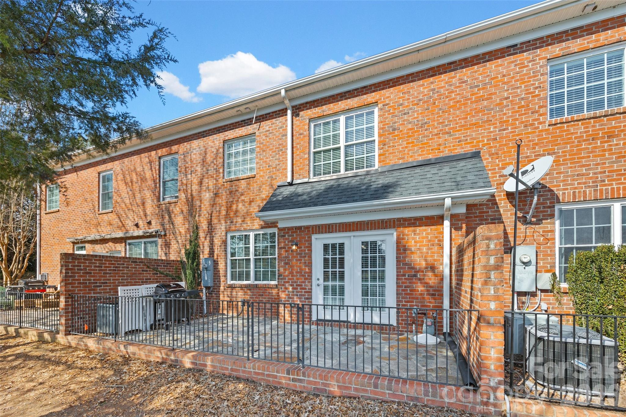 Beacon Knoll Villas - Residential