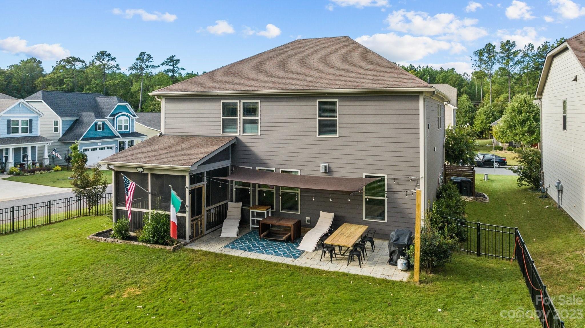 Palm Tree Cove II - Residential