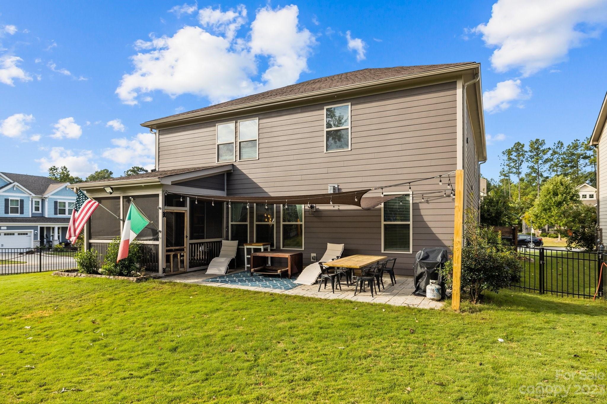 Palm Tree Cove II - Residential