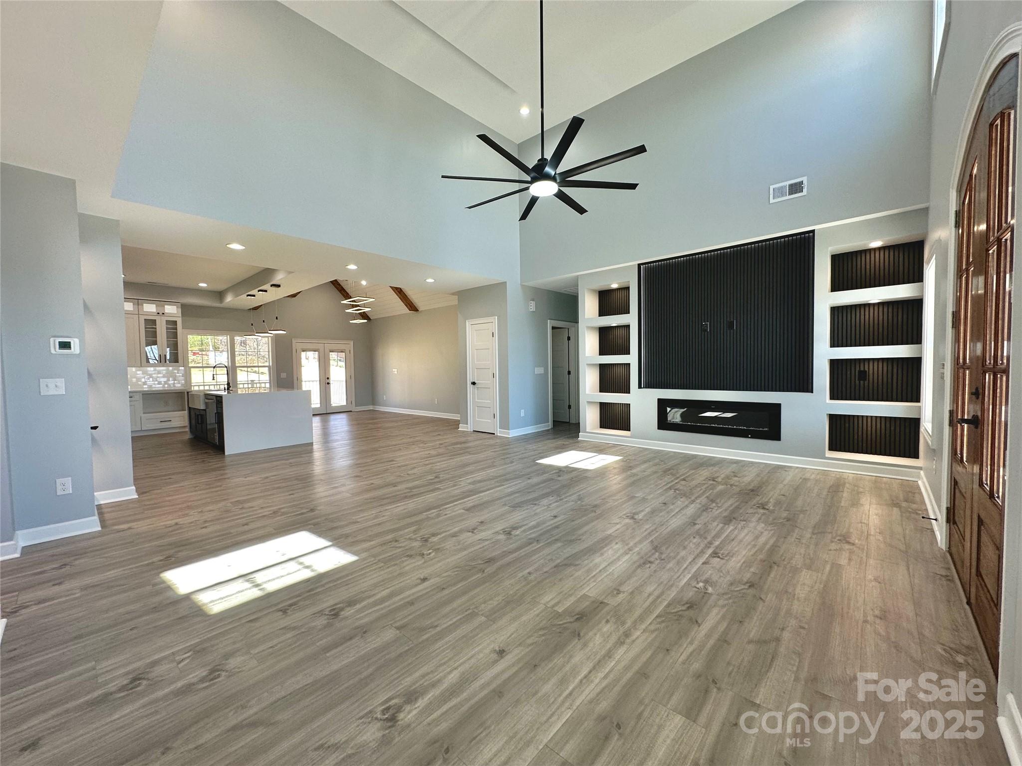 Harbor Point - Residential