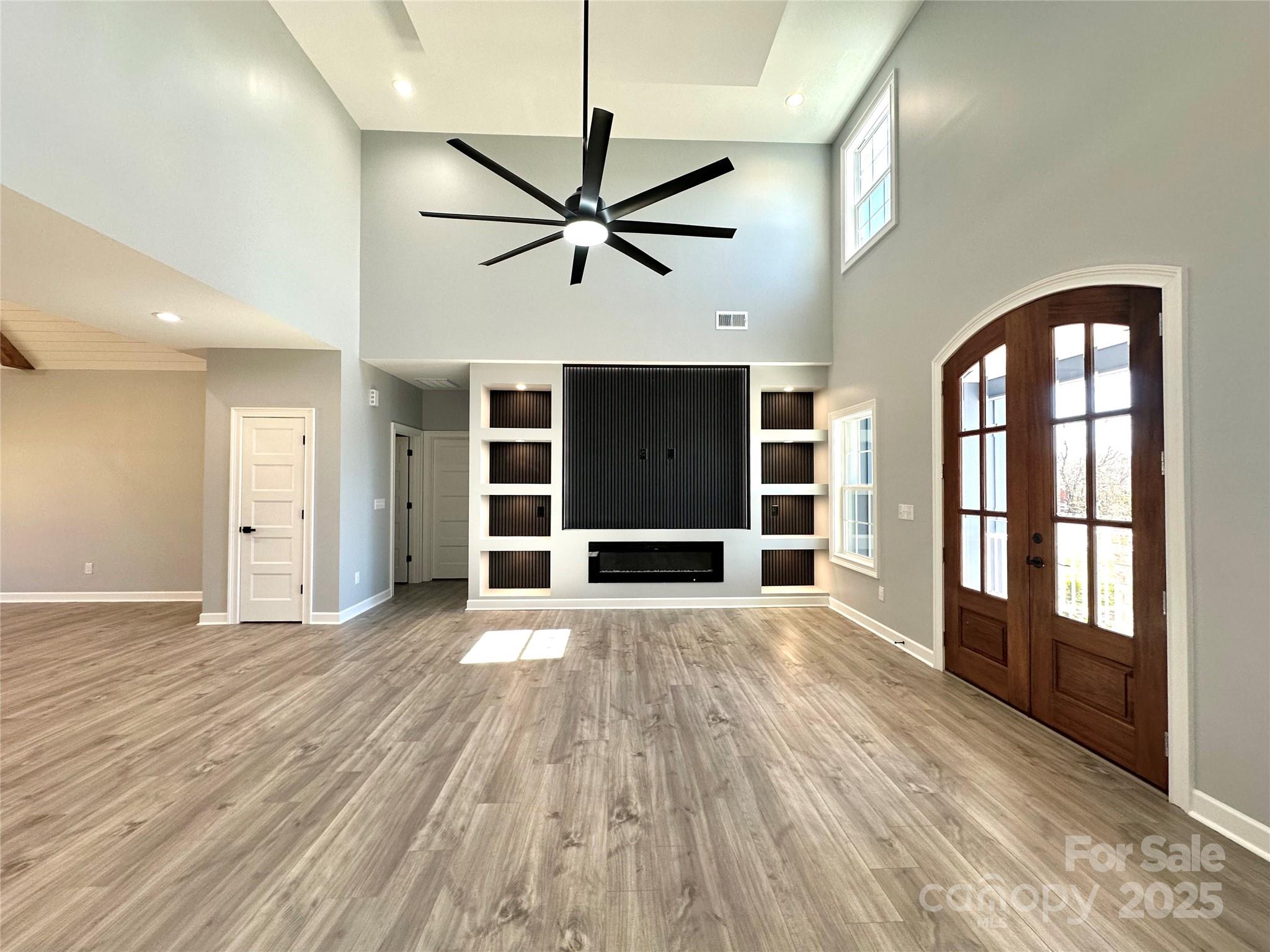 Harbor Point - Residential