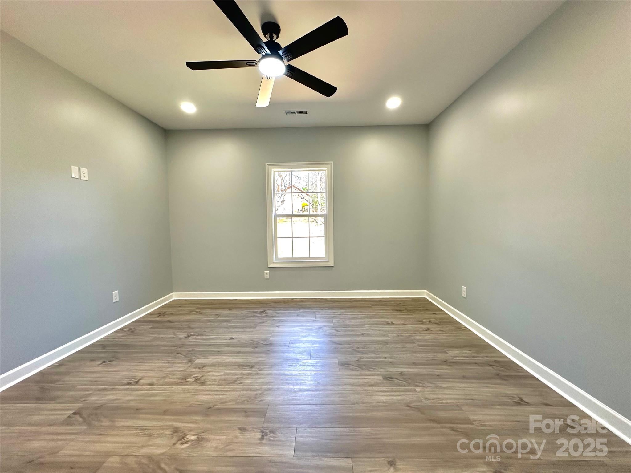 Harbor Point - Residential