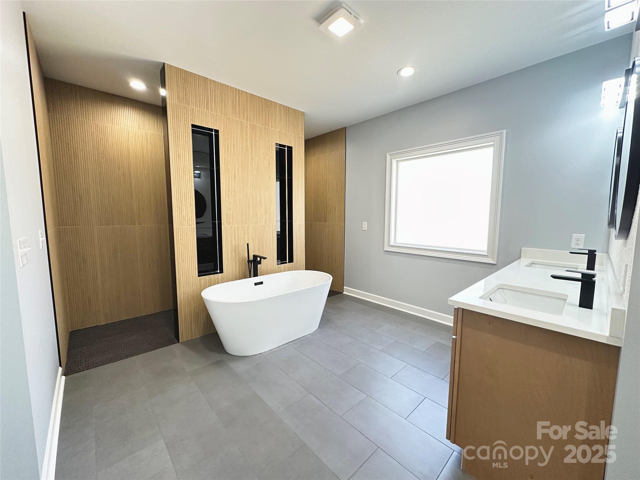 Harbor Point - Residential