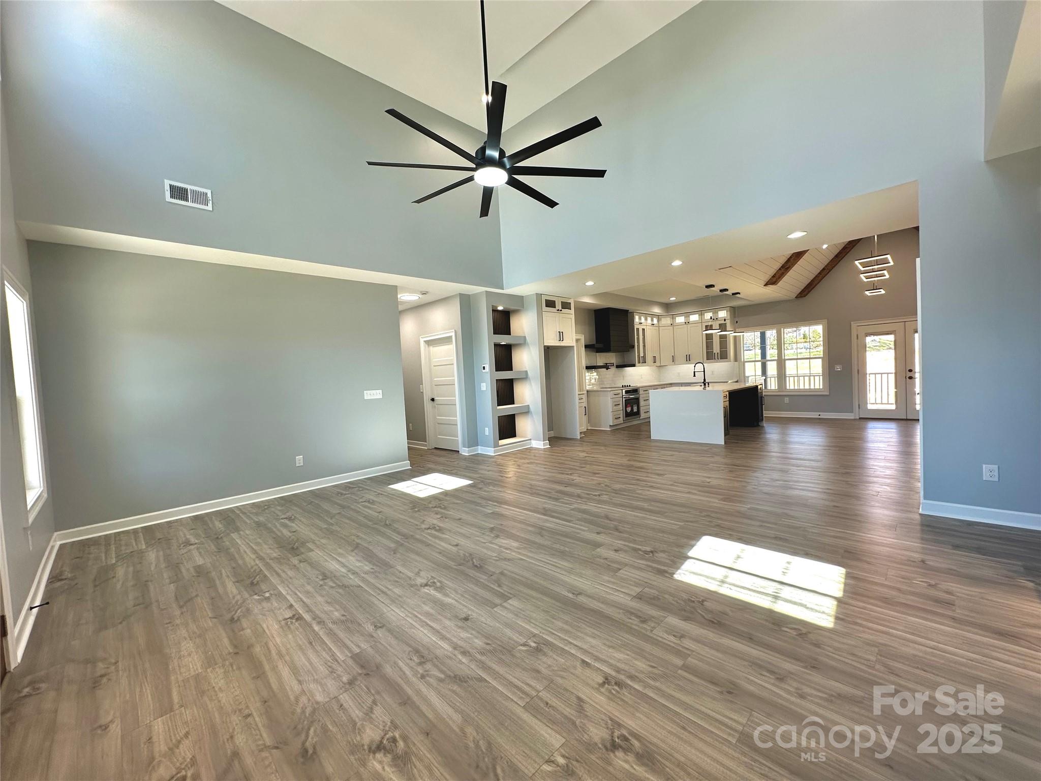 Harbor Point - Residential