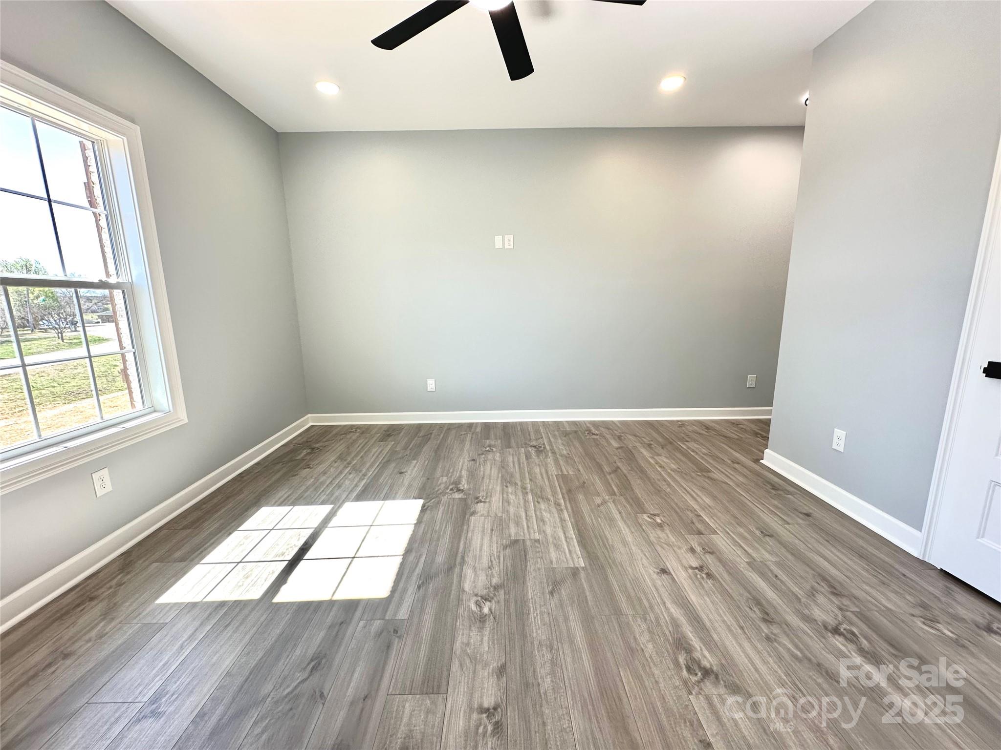 Harbor Point - Residential