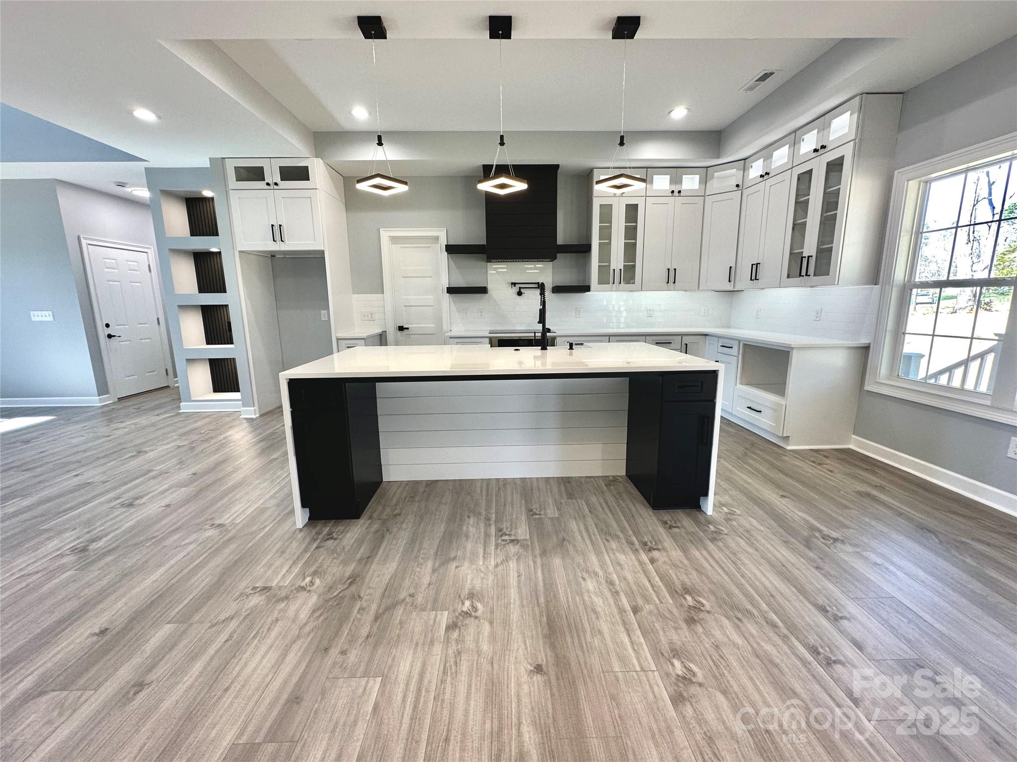 Harbor Point - Residential