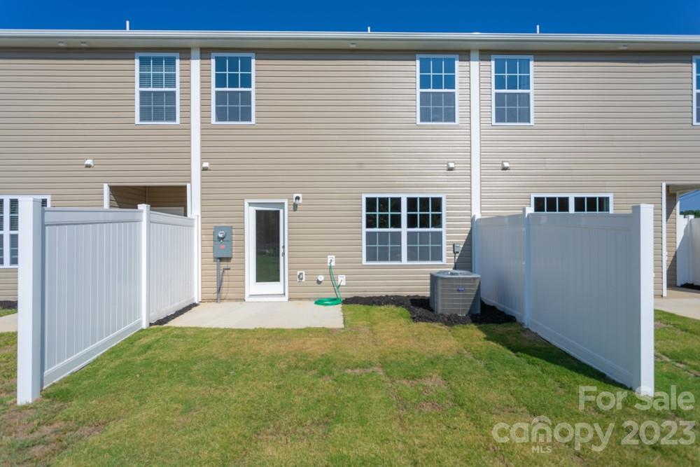 Trinity Townes - Residential