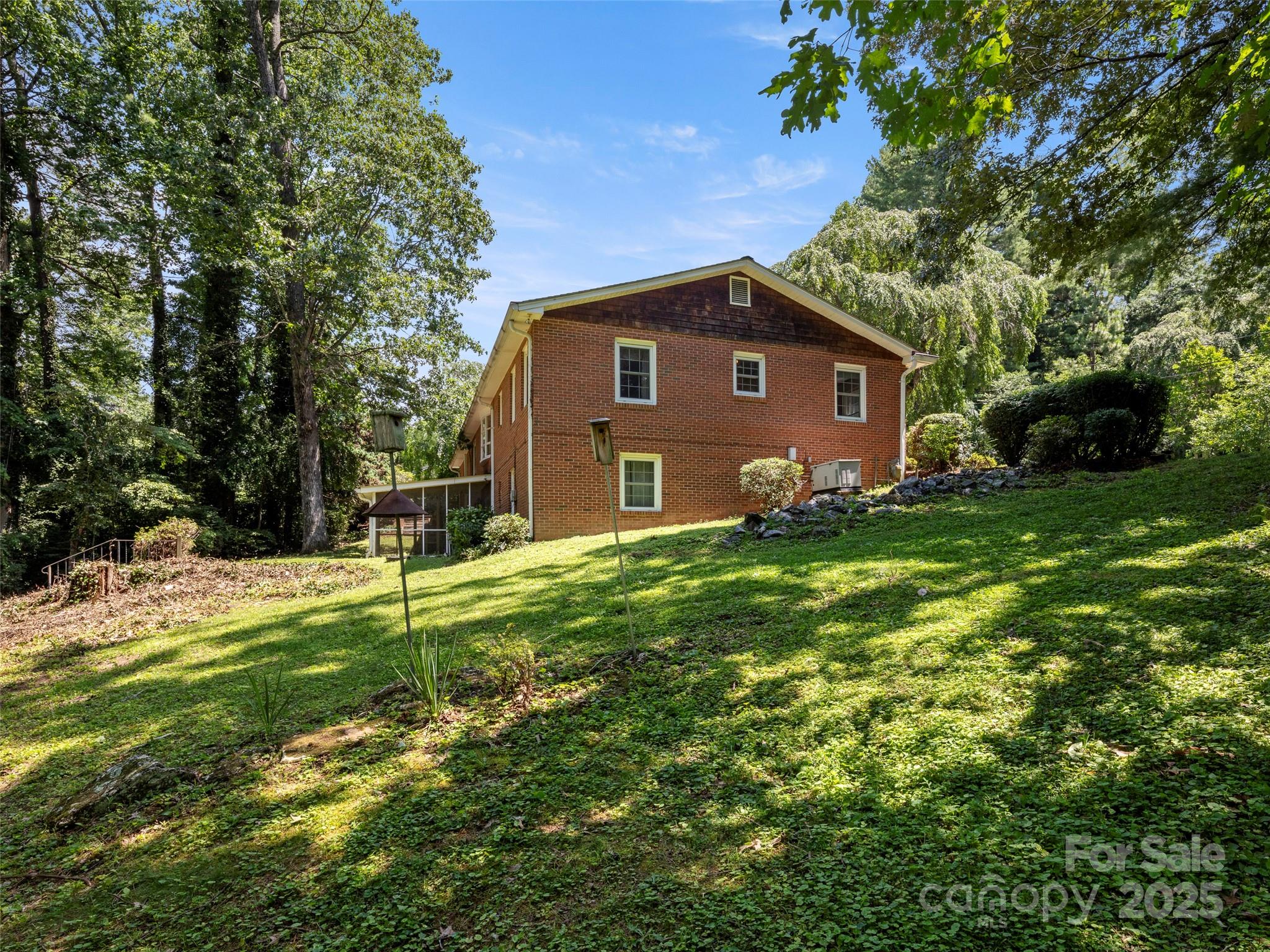 6 Ravenswood Road