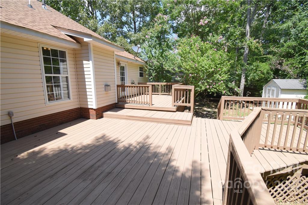 Colonial Village - Residential Lease