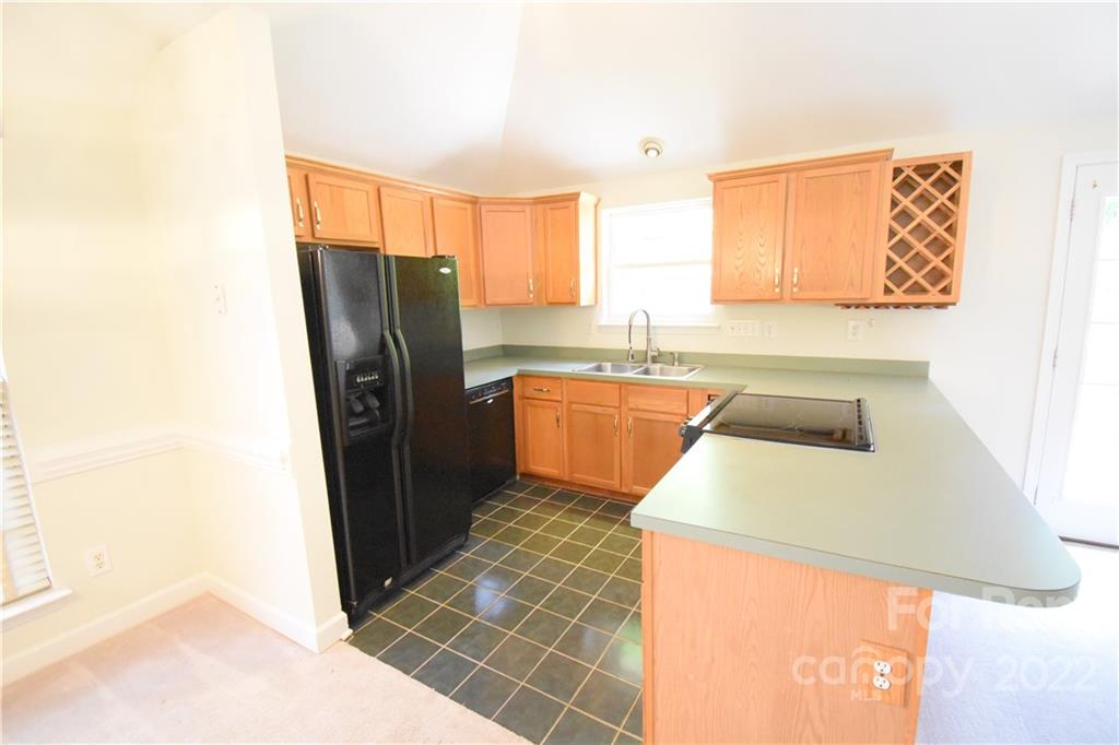 Colonial Village - Residential Lease