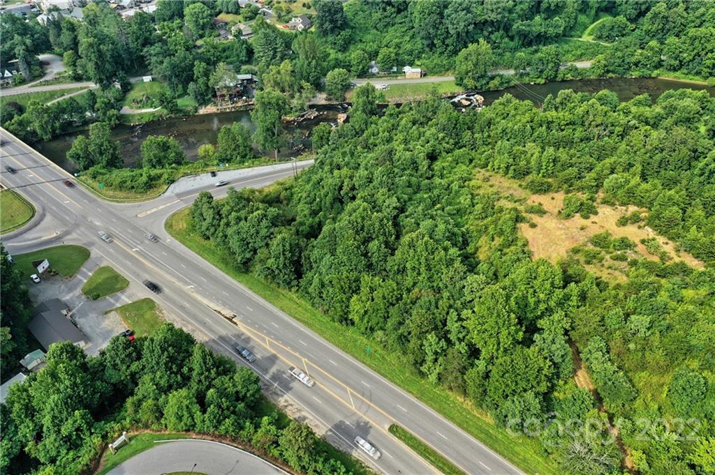 1037 US Highway 441 Highway