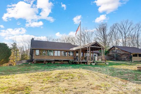 A home in Mt Ulla