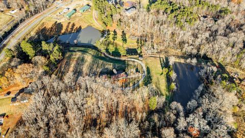 A home in Mt Ulla