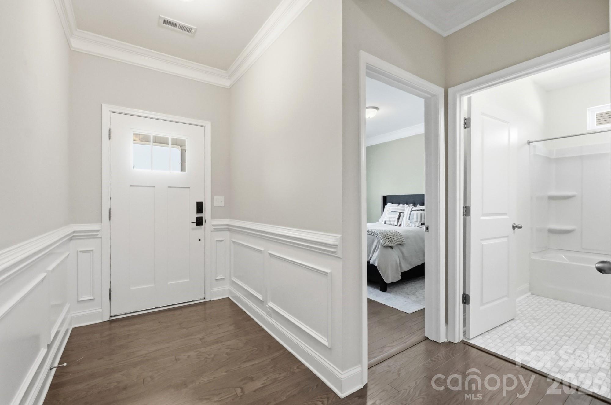 5036 Lydney Circle