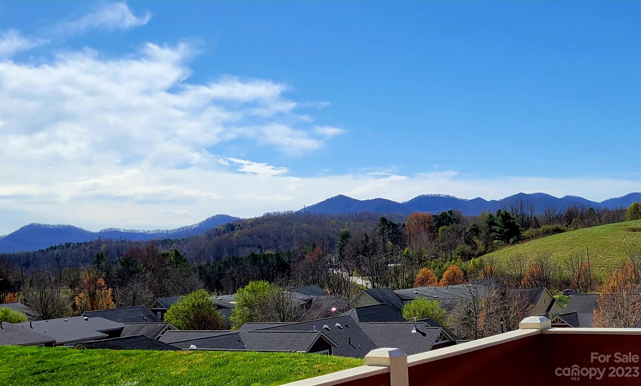 Vistas of Westfield - Residential