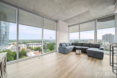 Photo of 210 N Church Street #1414, Charlotte, NC 28202 (MLS # 4417687)