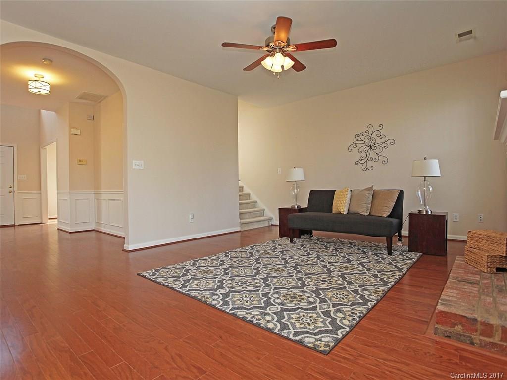 Fox Glen - Residential