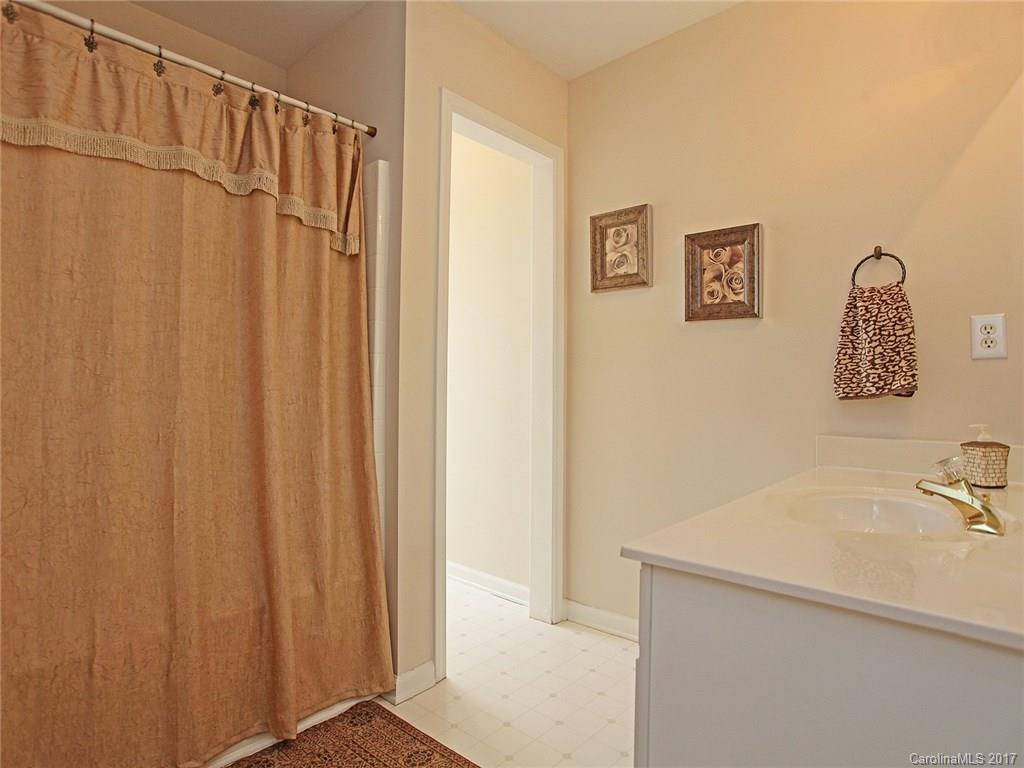 Fox Glen - Residential