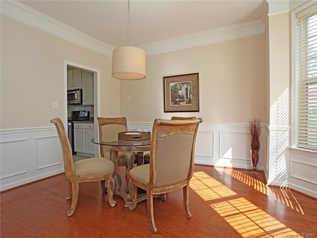 Fox Glen - Residential