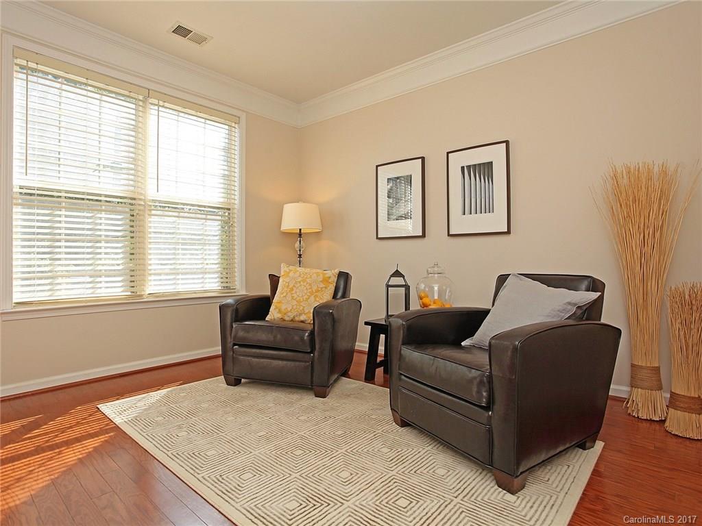 Fox Glen - Residential