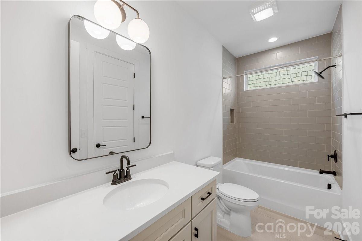 Oakhurst - Residential