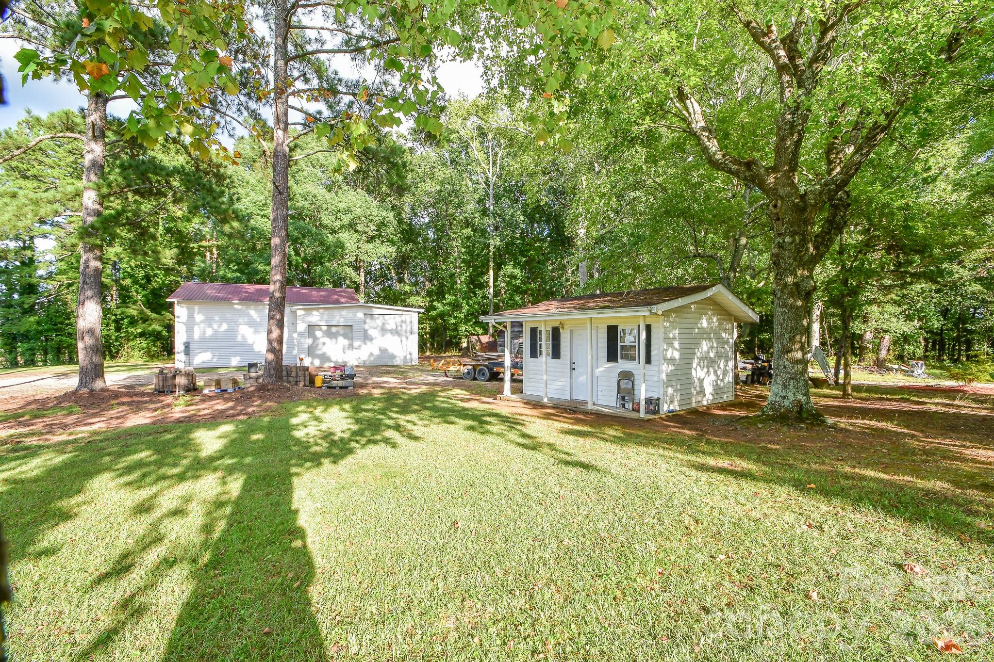 1814 Highway 601 Highway N