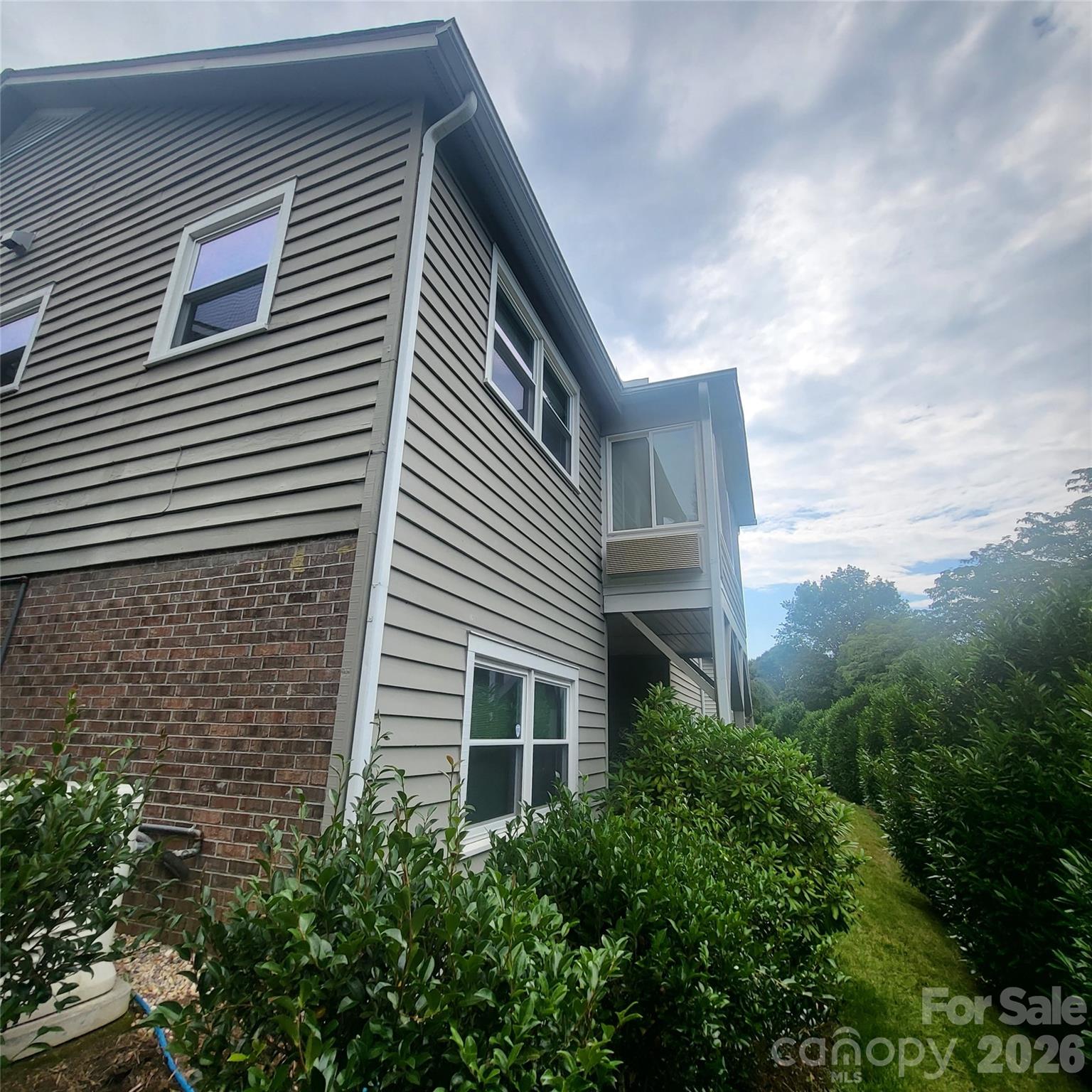 35 Cedarcliff Circle