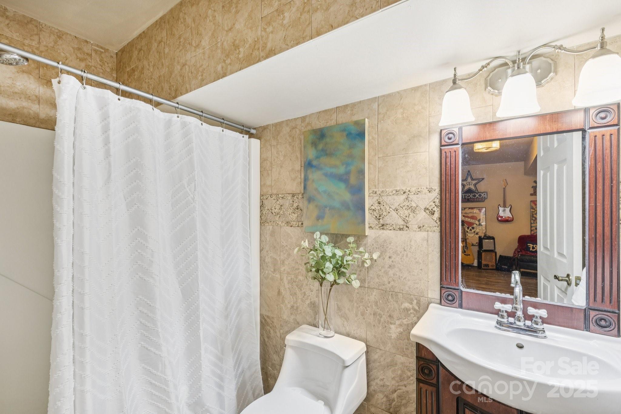 Weddington, North Carolina 28104, United States, 3 Bedrooms Bedrooms, ,4 BathroomsBathrooms,Residential,Coming Soon,224468