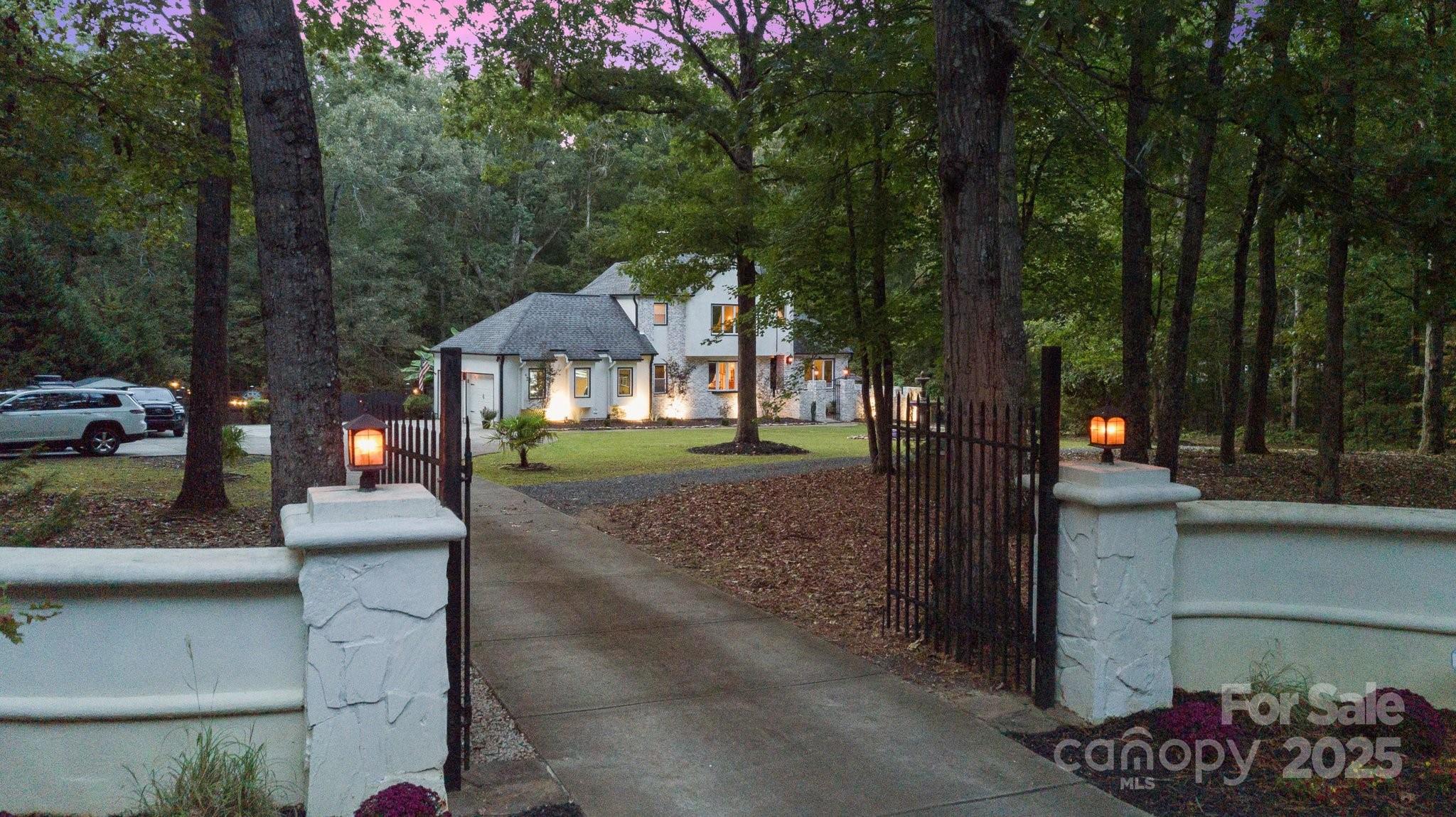 Weddington, North Carolina 28104, United States, 3 Bedrooms Bedrooms, ,4 BathroomsBathrooms,Residential,Coming Soon,224468
