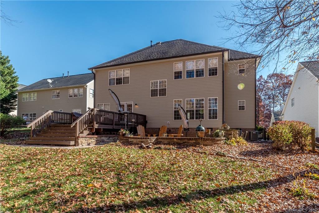 Poplar Woods - Residential