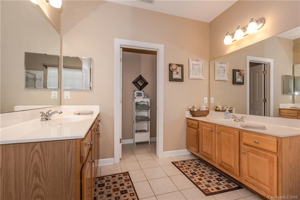 Poplar Woods - Residential